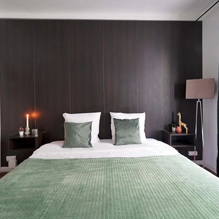 Large Modern Studio Close To The Eiffel Tower And Paris Highlights Appartement Buitenkant foto