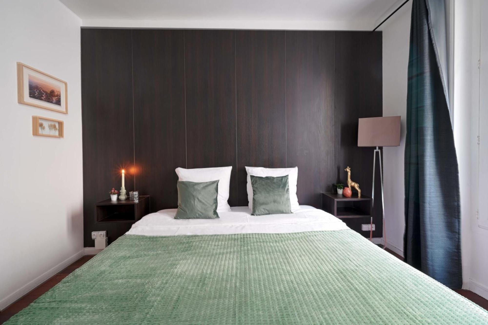 Large Modern Studio Close To The Eiffel Tower And Paris Highlights Appartement Buitenkant foto